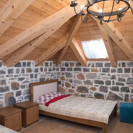 Luxury Saint Sofia Villa Voskopoje